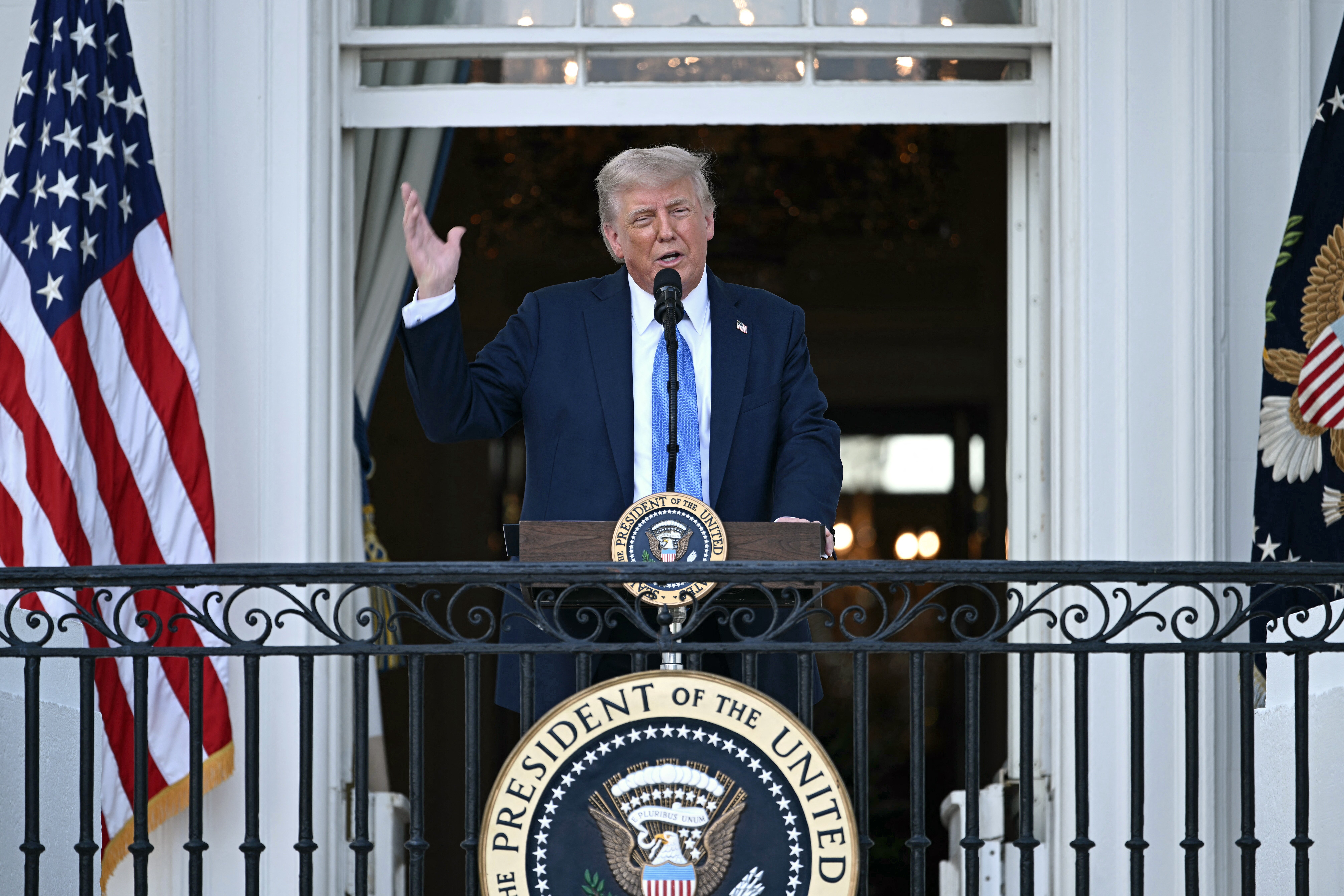 Trump imposes US travel ban on seven African countries 