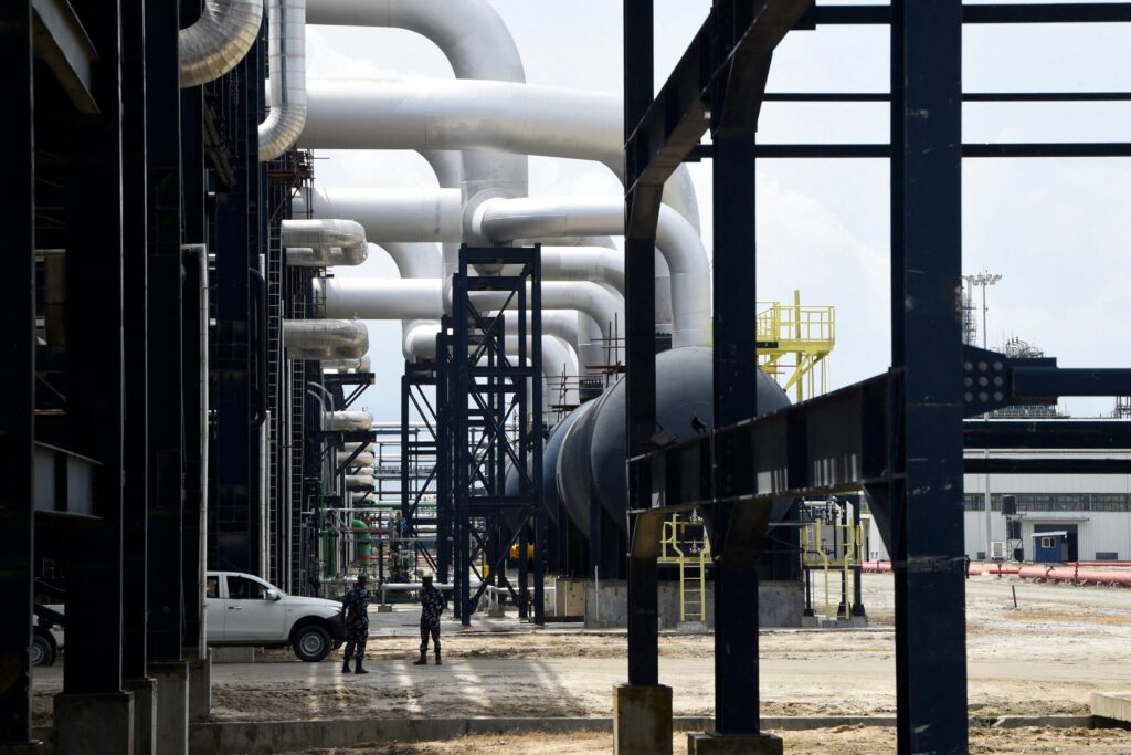 Nigeria’s powerful oil unions challenge Dangote refinery
