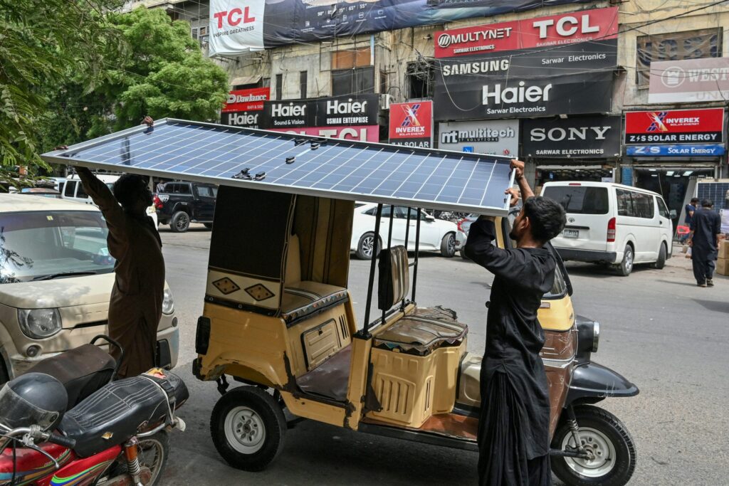 Africa aims to replicate Pakistan’s extraordinary solar success
