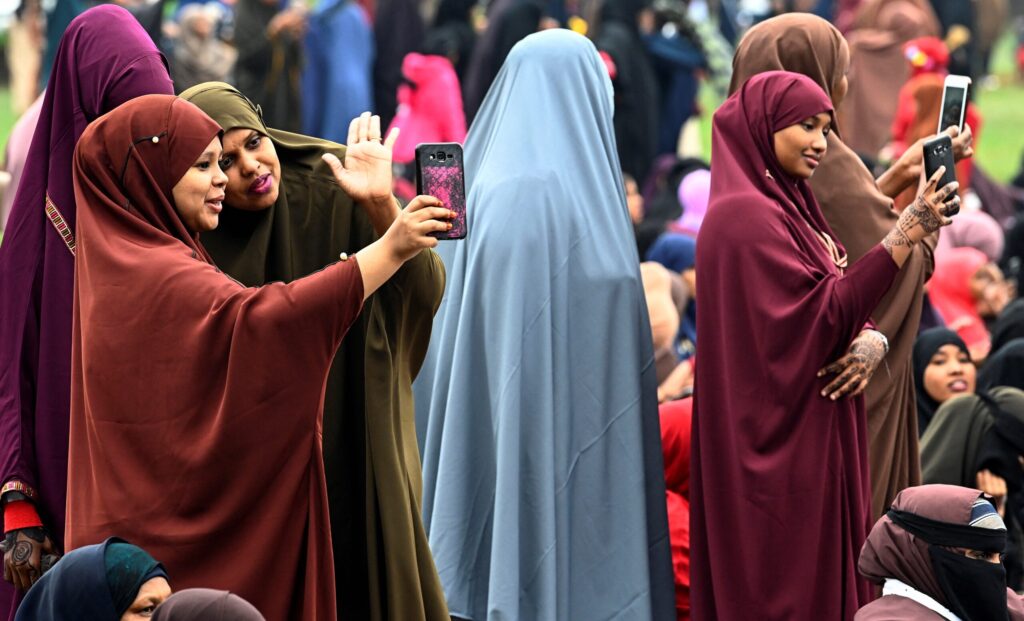 Cheaper smartphones can close Africa’s digital divide, says GSMA